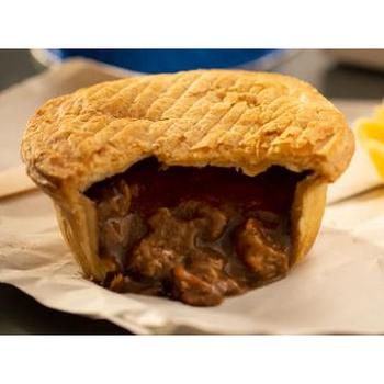 PUKKA WRAPPED ALL STEAK PIE
